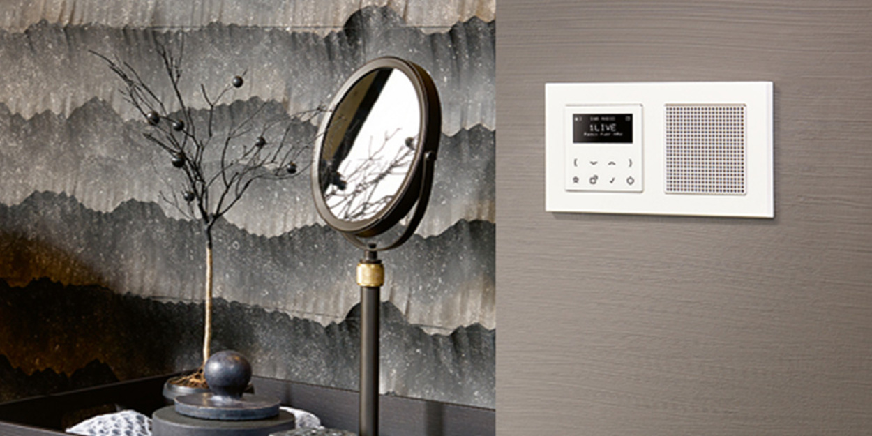 JUNG Smart Radio DAB+ bei Elektro Frank GmbH in Mainleus